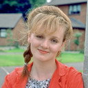 Shelagh O'Hara als Karen Grant