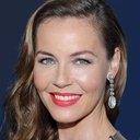 Connie Nielsen als Fiona