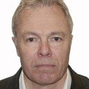 Gavin Hewitt als Presenter
