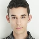 Matthew Isen als Jax Gardner