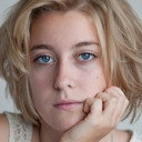 Louise Orry-Diquéro als Brigitte