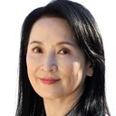 龔慈恩 als Kam Ho Yin's Wife