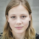Emma-Katharina Suthe als Julia