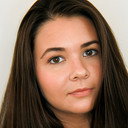 Caitlin Tulip als Nurse