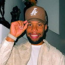 Desmond Johnson als Des