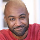 Raphael Chestang als Officer Connor