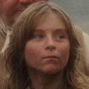Louise Cooper als Belle Carter