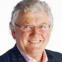 Jackie Fullerton als 