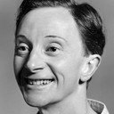 Charles Hawtrey als Chief Big Heap