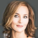 Michelle Brezinski als Beth Cordry