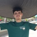 Sebastian Mancilla als Junior fan