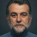Gökhan Mete als Ahmet's boss Hüseyin