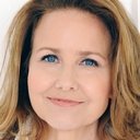 Molly Hagan als Kelly Harris