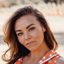 Ka'imi Kuoha als Val Schirra