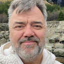 Örn Árnason als Shopkeeper