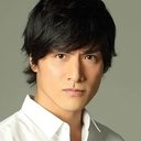 Eiji Takigawa als Riki