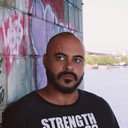 Gustavo Alves als João
