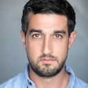 Beruce Khan als John Bates/Duke of York