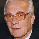 Jan Suzin als Himself (uncredited)