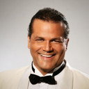Carlos Alfredo als Mario