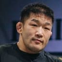 Satoshi Ishii als Fairgrounds Fighter