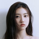 Haseul als Self - Contestant