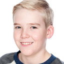 Christopher Giles als James Rothach