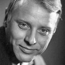 Алексей Эйбоженко als Valka Smirnov