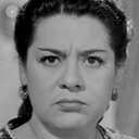 Dolores Camarillo als Cleta