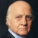 Altan Akışık als Munir effendi