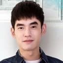 張書豪 als Psychiatrist Dr. Yang
