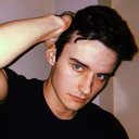 Sean Sedey als Greyson