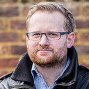 Simon Lane als Self