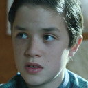 Zev Starrett als Lolo