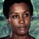 Rickey Richardson als Ellie St. George
