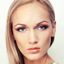 Oana Jidoveanu als Tatia