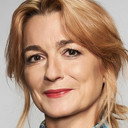 Lucie Cave als Self