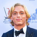 Isaac Levi Anthony als Sebastian