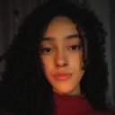 Briele Costa als Amanda