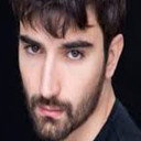Xoel Yáñez als César