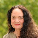 Barbara Stoll als Narrator (voice)