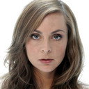 Lisa Linnertorp als Bentley Rik och Dum