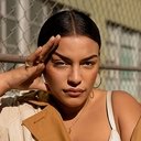 Paloma Elsesser als Kat