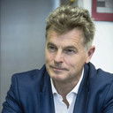 Fabien Roussel als Self