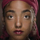 Safira Robens als Ms. Rubens