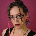 Ammie Hague als Background Extra