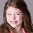 Lorena Queiroz als Bia (criança)