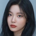 Kim Ye-ji als Jin Ji-soo