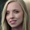 Anna Lapwood als Self - Organist