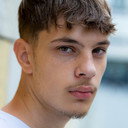 Arton Malaj als Justin Maier
